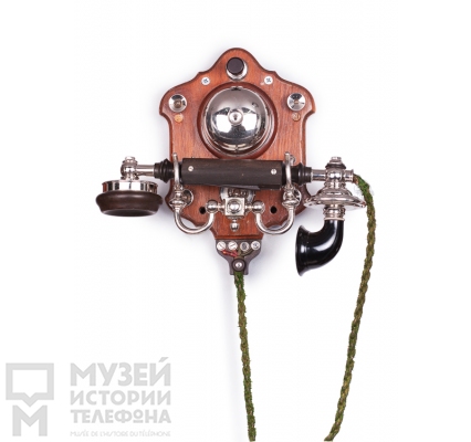 Настенный телефонный аппарат