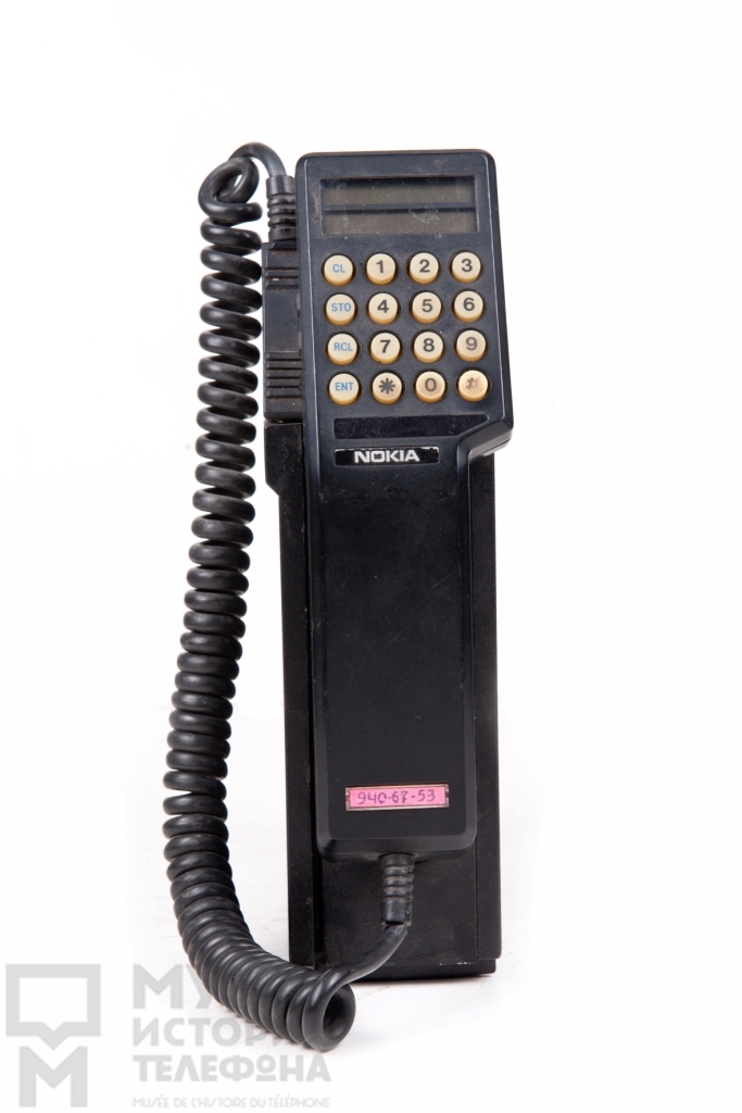 Сотовый телефонный аппарат стандарта NMT-450, тип RD 58 DCG/H